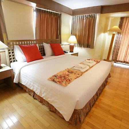Pin Hotel Lampang Exterior photo