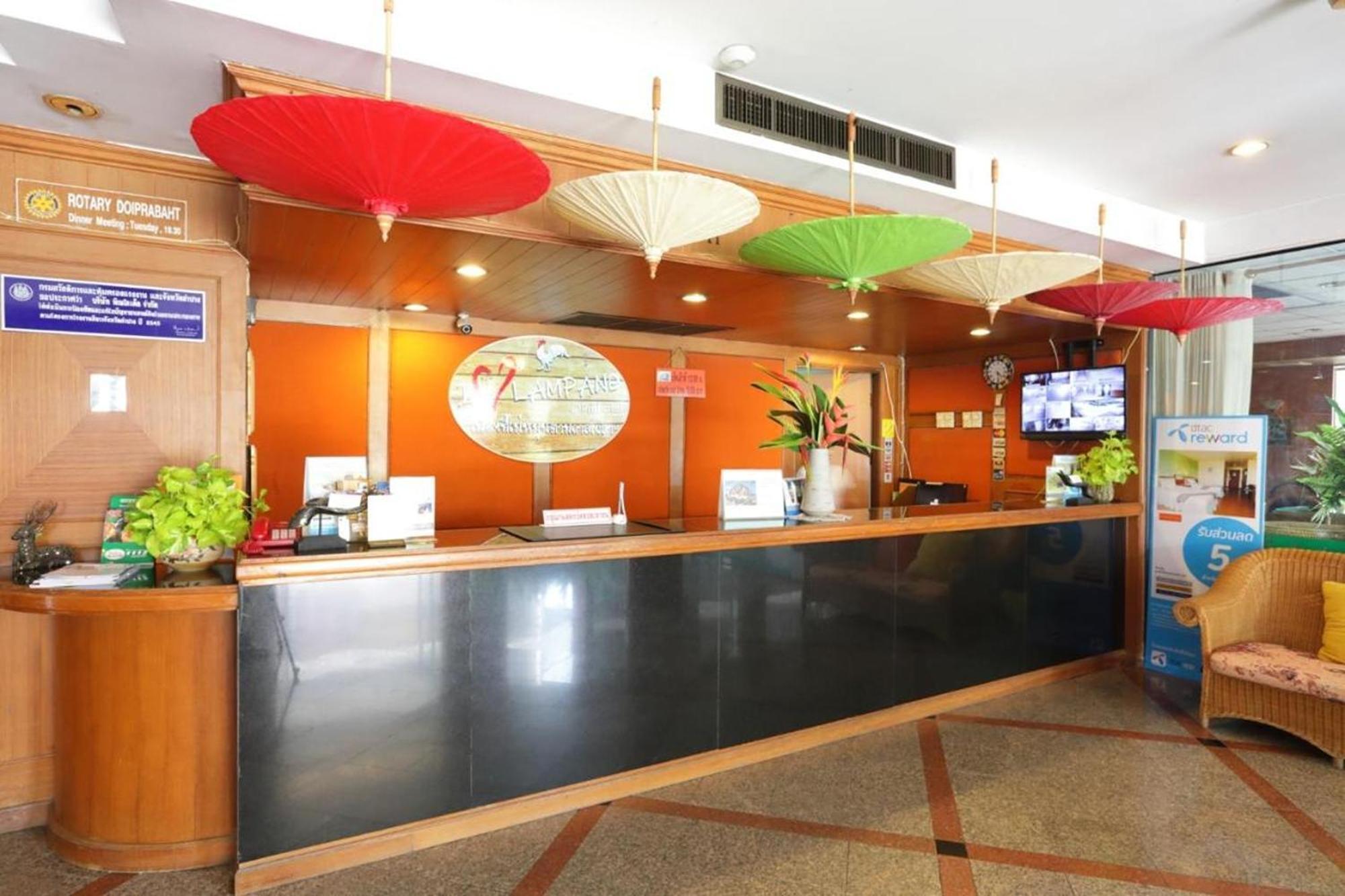 Pin Hotel Lampang Exterior photo
